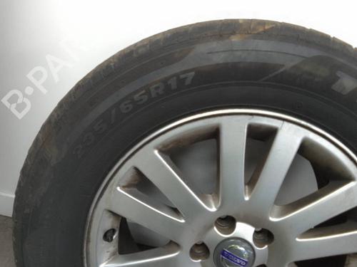 Używane Felga VOLVO XC90 I (275) D5 AWD (185 hp) 18738160