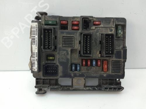 Used Fuse box Fuse box 22332846 22332846