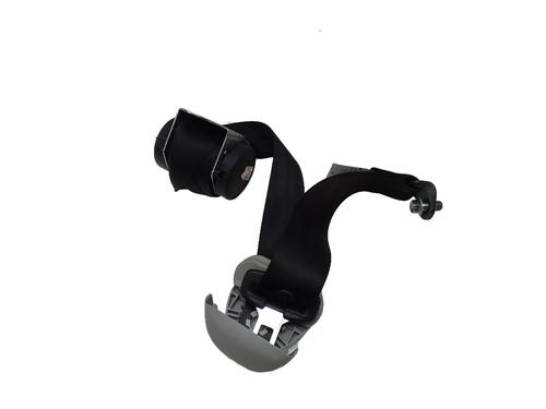 Used Rear left seatbelt TOYOTA HILUX VII Pickup (_N1_, _N2_, _N3_) 3.0 D-4D 4WD (KUN26) (171 hp) 18576365