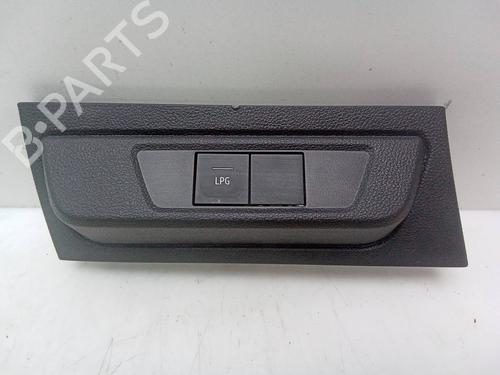 Used Switch DACIA SANDERO II TCe 90 (B8M1, B8MA, B8AC) (90 hp) 26159523