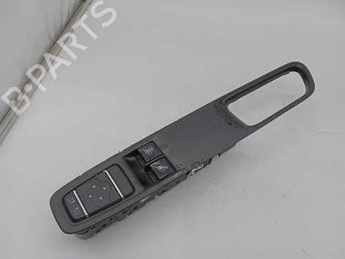 Used Left front window switch RENAULT CLIO IV (BH_) 1.5 dCi 90 (90 hp) 28598609