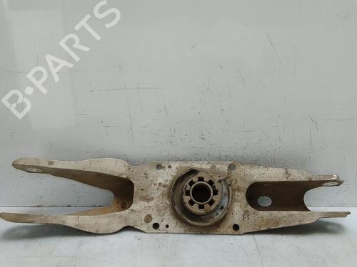 Left rear suspension arm MERCEDES-BENZ A-CLASS (W176) A 160 CDI / d (176.011) A2463520202