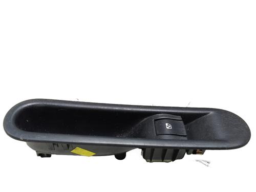 Comutador vidro trás esquerdo RENAULT ESPACE IV (JK0/1_) 2.0 dCi (JK03, JK04, JK1C, JK1G, JK1J, JK1K) | BP32314913I29 