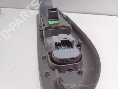 Left front window switch VW GOLF V Variant (1K5) 1.9 TDI | BP37757673I27 - Image 6