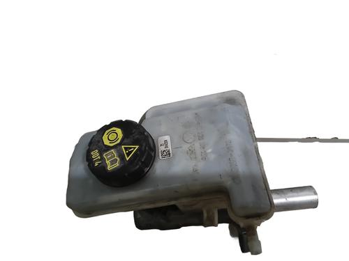 Used Brake master cylinder Brake master cylinder SEAT ATECA (KH7, KHP) 1.6 TDI (115 hp) 36033271 36033271