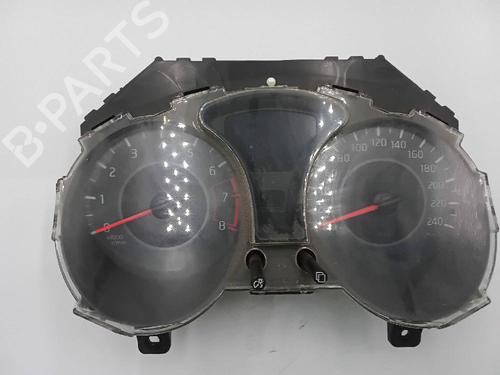 Used Instrument cluster NISSAN JUKE (F15) 1.2 DIG-T (115 hp) 25280070