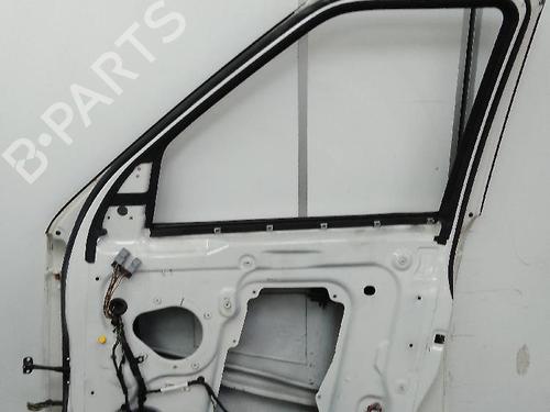 Right front door LAND ROVER RANGE ROVER SPORT I (L320) 2.7 D 4x4 | BP23985017C3 