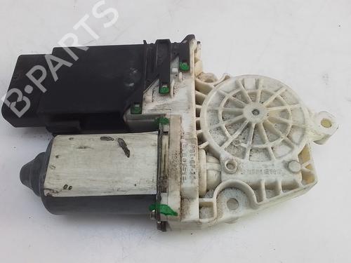 Used Right front window motor Right front window motor SEAT LEON (1M1) 1.6 16 V (105 hp) 28840609 28840609
