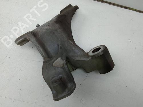Used Engine mount Engine mount RENAULT MEGANE IV Grandtour (K9A/M/N_) 1.5 dCi 110 (110 hp) 19707743 19707743