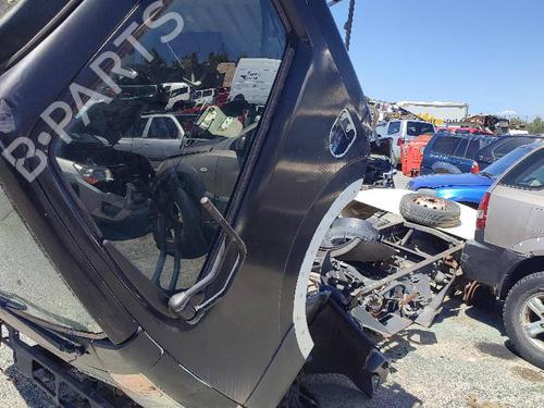 Used Electronic module NISSAN CABSTAR (F24M, F24W) 35.13 DCI, 45.13 DCI 2.5 (F24M) (131 hp) 18595615