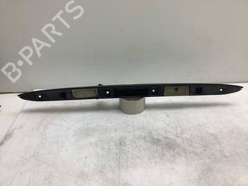 licence-plate-light-bmw-x5-e70-2006-2007-2008-2009-2010-2011-2012-2013-26054416 main image