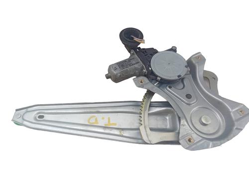 Used Rear right window mechanism Rear right window mechanism TOYOTA YARIS (_P13_) 1.5 (NSP131_) (112 hp) 18596093 18596093