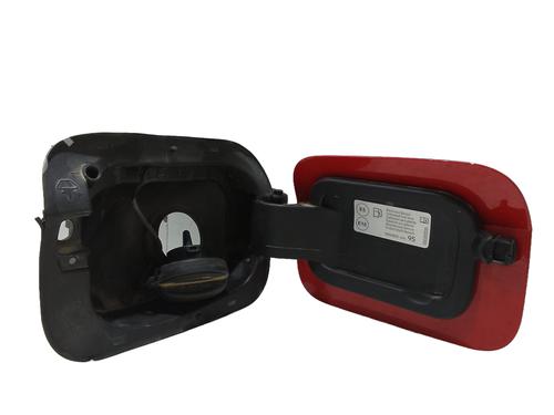 fuel-flap-vw-t-roc-convertible-ac7-ac8-2019-34341549 main image
