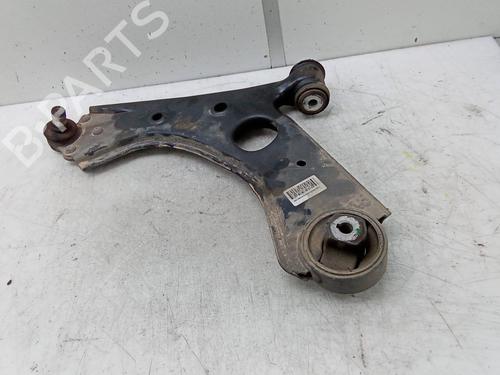 Used Left front suspension arm FIAT 500L (351_, 352_) 1.4 (199LYB1B) (95 hp) 28149841