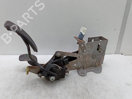 Used Pedal RENAULT KANGOO Express (FW0/1_) 1.5 dCi 75 (FW07, FW10, FW04) (75 hp) 18582321