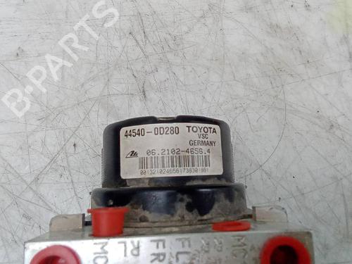 ABS pump TOYOTA YARIS (_P13_) 1.5 (NSP131_) | BP18596120M43 