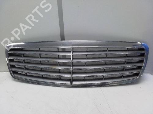 Grille MERCEDES-BENZ E-CLASS (W211)  | BP26052598C40 