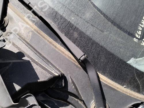 Front windshield wiper arm BMW 1 (E87) 118 d | BP19519731C143 