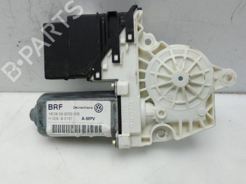 Right rear window motor VW TOURAN (1T1, 1T2) 2.0 TDI | BP24052381E22 