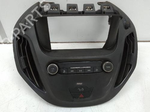 Used Switch FORD TOURNEO COURIER B460 MPV [2014-2025]  18584923