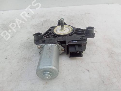 Portierruitmotor rechtsachter MERCEDES-BENZ C-CLASS (W205) C 220 BlueTEC / d (205.002, 205.004) | BP18574169E22 