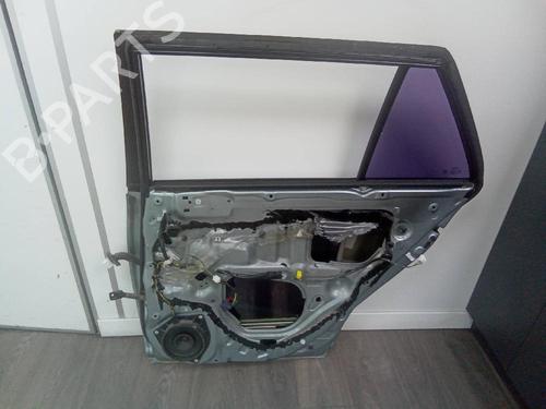 Used Right rear door TOYOTA AVENSIS Estate (_T25_) 2.2 D-4D (ADT251_, ADT251R) (150 hp) 19697086