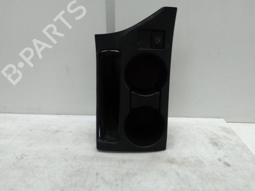 Used Cup/Object holder Cup/Object holder TOYOTA AURIS Estate (_E18_) 2.0 D-4D (ADE186_) (124 hp) 18585507 18585507