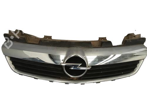 Used Grille Grille OPEL ZAFIRA / ZAFIRA FAMILY B (A05) 1.9 CDTI (M75) (150 hp) 34420425 34420425