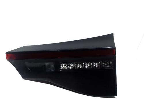 Højre baglygte bagklap TOYOTA YARIS CROSS (MXP_) 1.5 Hybrid (MXPJ10) (116 hp) 31658901