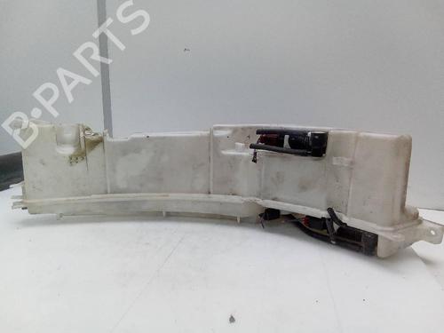 Used Windscreen washer tank Windscreen washer tank 18592565 18592565