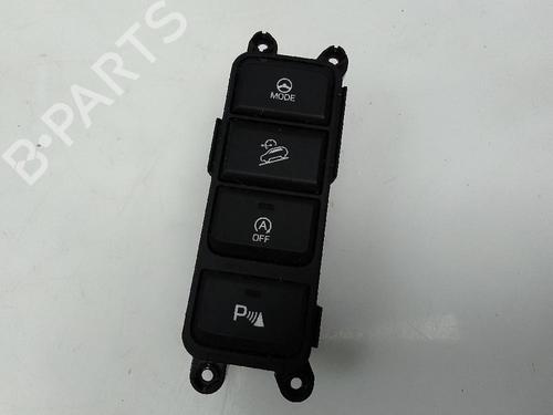 Used Switch HYUNDAI TUCSON (TL, TLE) 1.6 CRDi hybrid 48V All-wheel Drive (136 hp) 23462210
