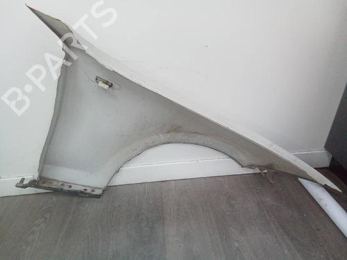 Used Left front fenders BMW 1 (E81) 116 d (116 hp) 21051718