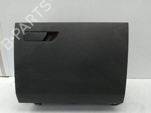 Used Glove box SEAT ATECA (KH7, KHP) 1.0 TSI (110 hp) 24304949