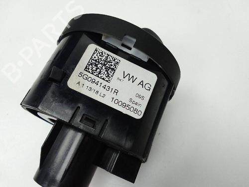 Used Electronic module SEAT IBIZA V (KJ1, KJG) [2017-2025]  24464820