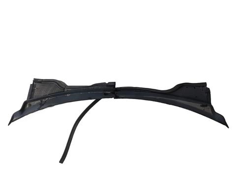 Grelha curcuvan Grelha curcuvan VW TIGUAN (AD1, AX1) 2.0 TDI (110 hp) 33976308 33976308