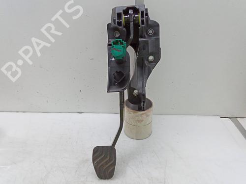 Used Break pedal Break pedal RENAULT CAPTUR II (HF_) TCe 140 (HFN0) (140 hp) 18596450 18596450