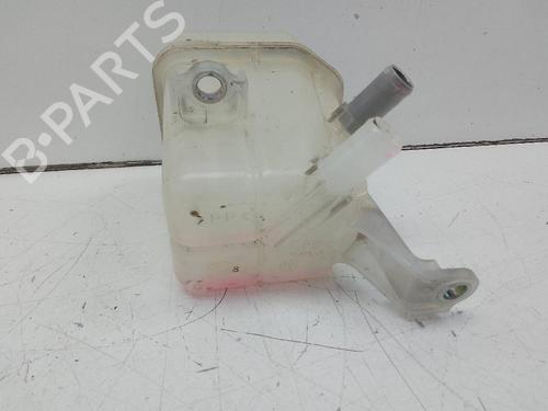 Used Expansion tank TOYOTA AURIS (_E18_) 1.8 Hybrid (ZWE186_, ZWE186R) (136 hp) 19938522