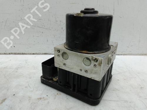 Used ABS pump HSV CLUBSPORT Saloon (VX) 5.7 i V8 (347 hp) 27587640