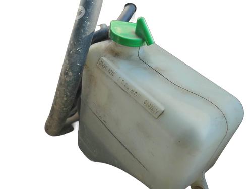 Used Expansion tank SUZUKI GRAND VITARA II (JT, TE, TD) 1.9 DDiS All-wheel Drive (JT419, TD44, JB419WD, JB419XD,... (129 hp) 18593074