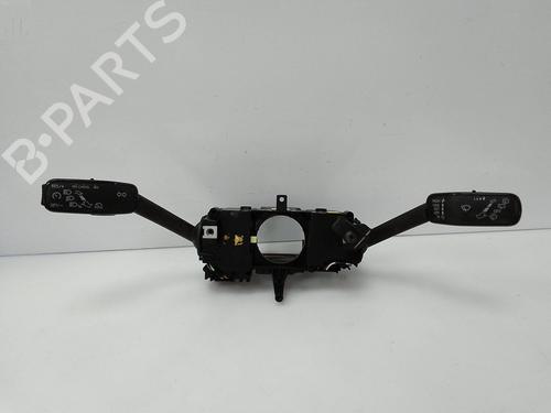 other-seat-arona-kj7-kjp-2q0953507h-2017-21213549 main image