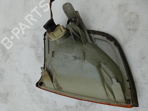 Used Right front indicator MERCEDES-BENZ E-CLASS (W124) E 300 Turbo-D (124.133) (147 hp) 18583640