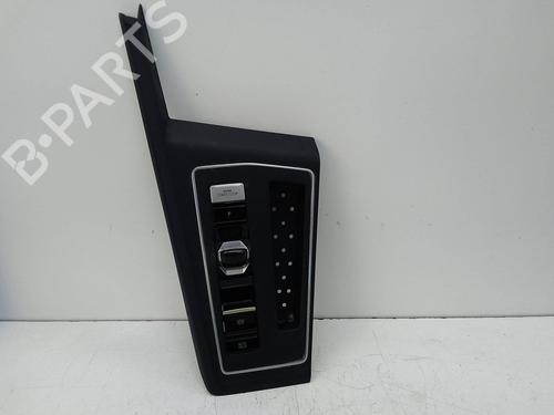 Used Shift knob Shift knob VW GOLF VIII (CD1, DA1) 2.0 TDI (150 hp) 19071834 19071834