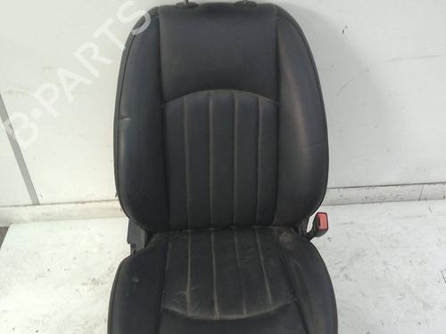 Used Right front seat MERCEDES-BENZ CLS (C219) CLS 500 (219.375) (306 hp) 28149950