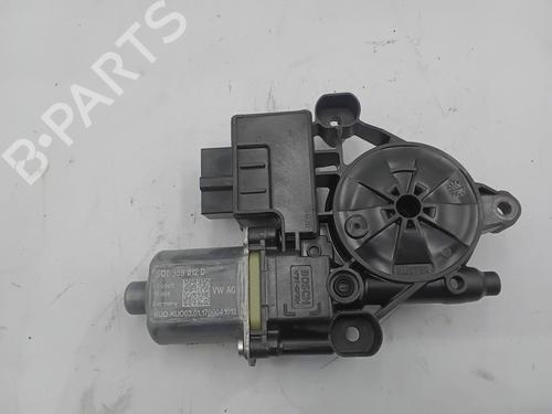 Rudehejsemotor bagstkærm højre AUDI A3 (8V1, 8VK) 1.6 TDI | BP28146068E22 