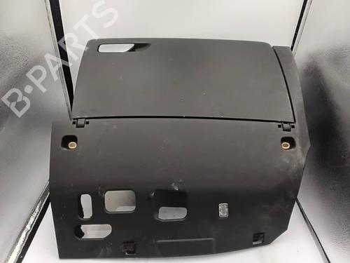 Used Glove box AUDI A3 (8V1, 8VK) 1.6 TDI (110 hp) 28146361