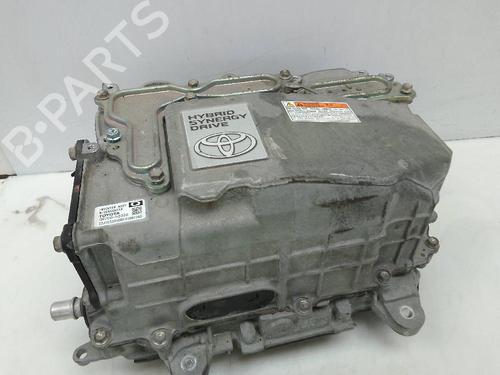 Used Electronic module TOYOTA YARIS (_P13_) 1.5 Hybrid (NHP130_, NHP130) (101 hp) 23643378