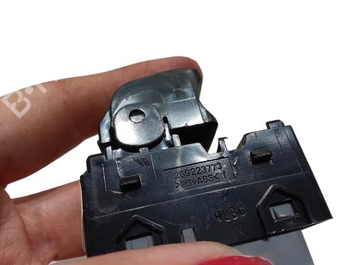Right front window switch HYUNDAI i20 III (BC3, BI3) 1.2 | BP39668074I26 - Image 4