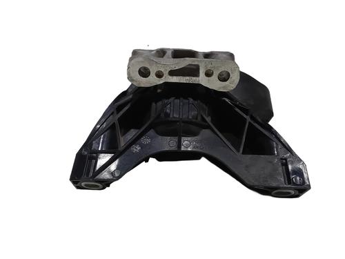 Used Engine mount Engine mount PEUGEOT 3008 II SUV (MC_, MR_, MJ_, M4_) Hybrid 180 (M4DGLU) (179 hp) 38799334 38799334