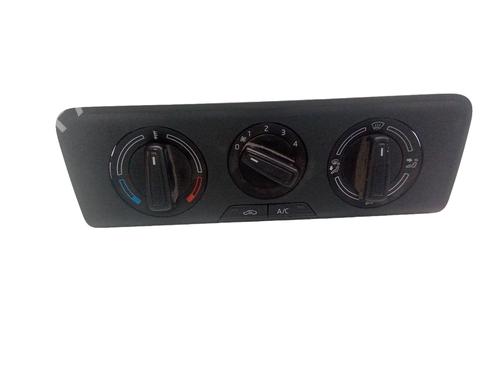 Used Climate control Climate control 21526629 21526629