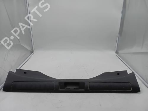 Tailgate trim LAND ROVER RANGE ROVER EVOQUE (L538) 2.2 D 4x4 Bj32113A10A